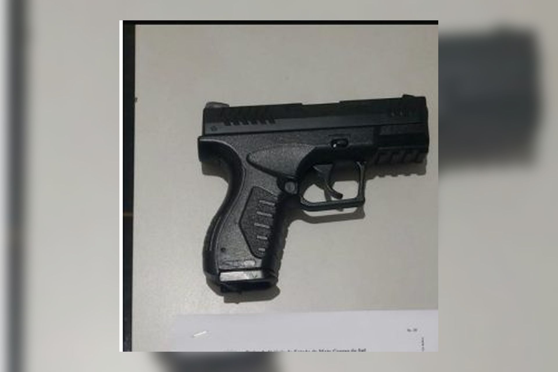 Polícia Civil apreende simulacro usado em investigação de crime sexual