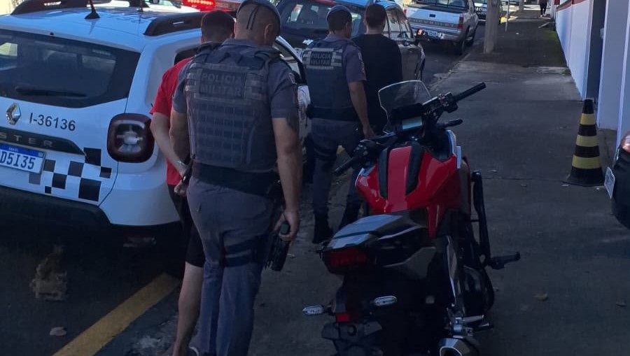 policia-militar-recupera-motocicleta-roubada-durante-operacao-impacto-em-limeira